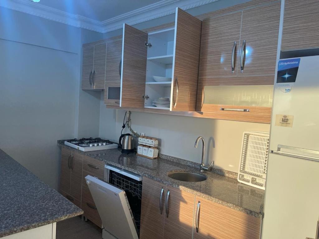 Yalova Apartments Extérieur photo