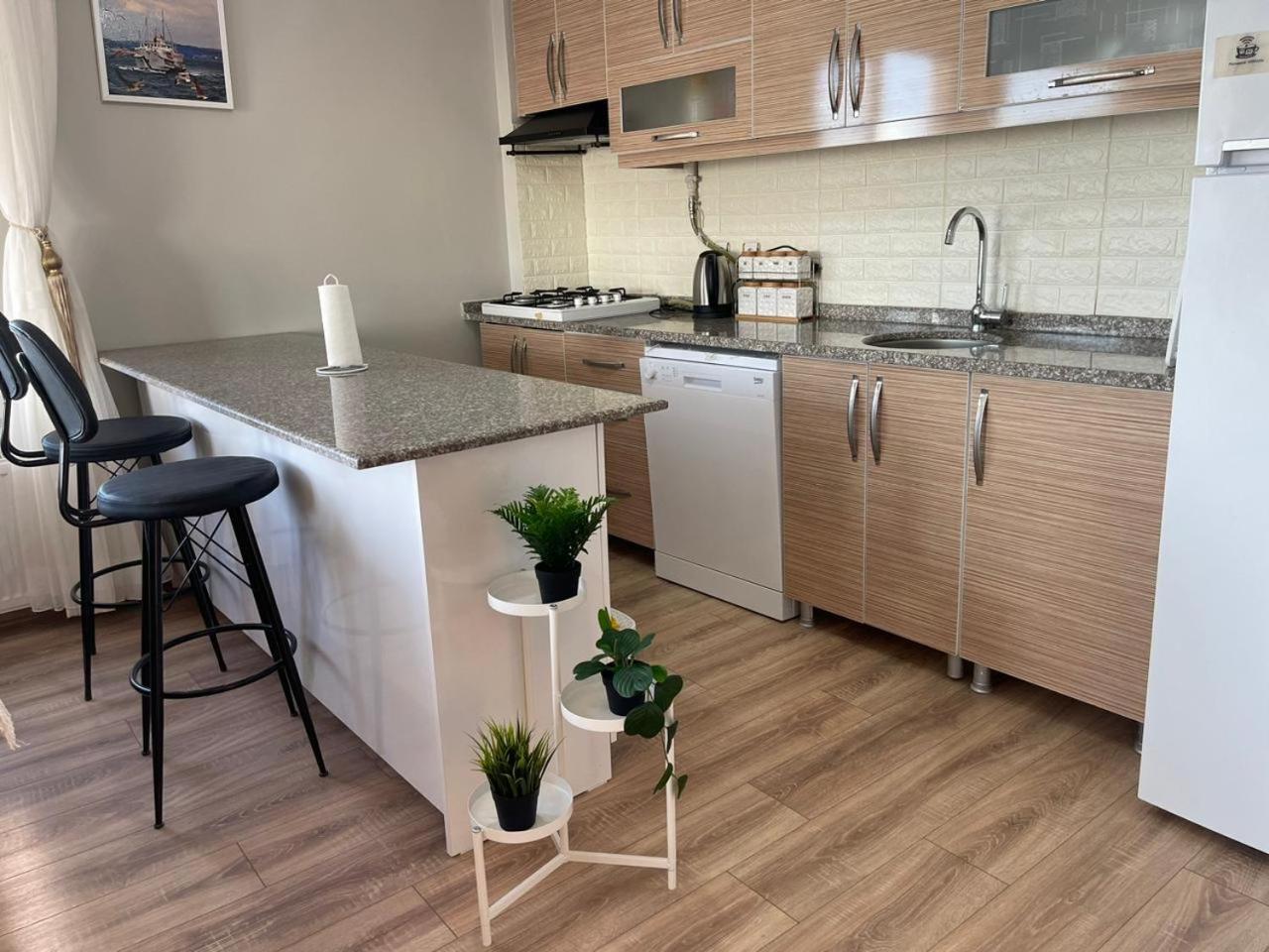 Yalova Apartments Extérieur photo